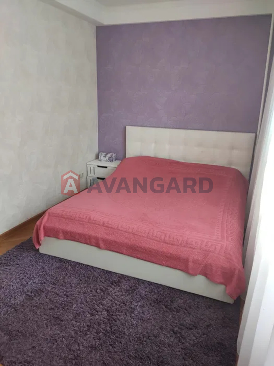 2 ��. ��������, 44/-/6 ��. �., 3/5 ������ ���� 10