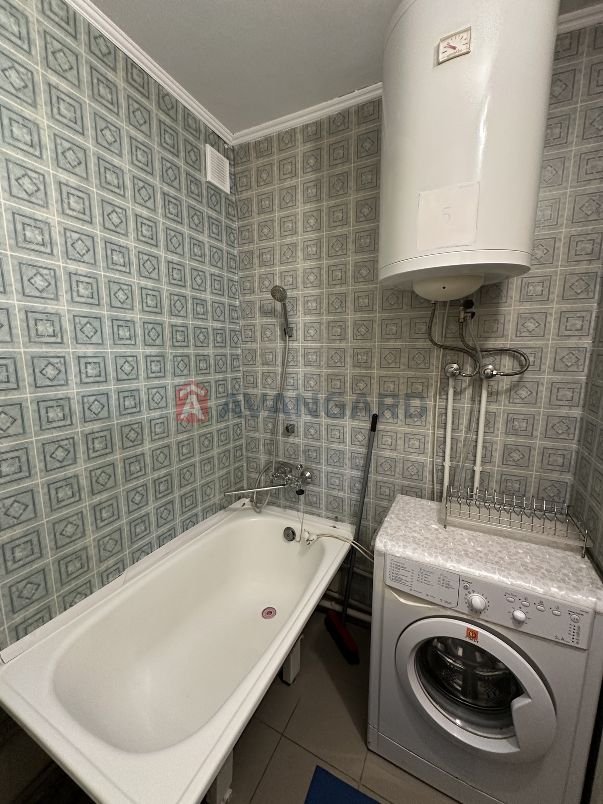 1 . , 22/-/1 . ., 3/9   5