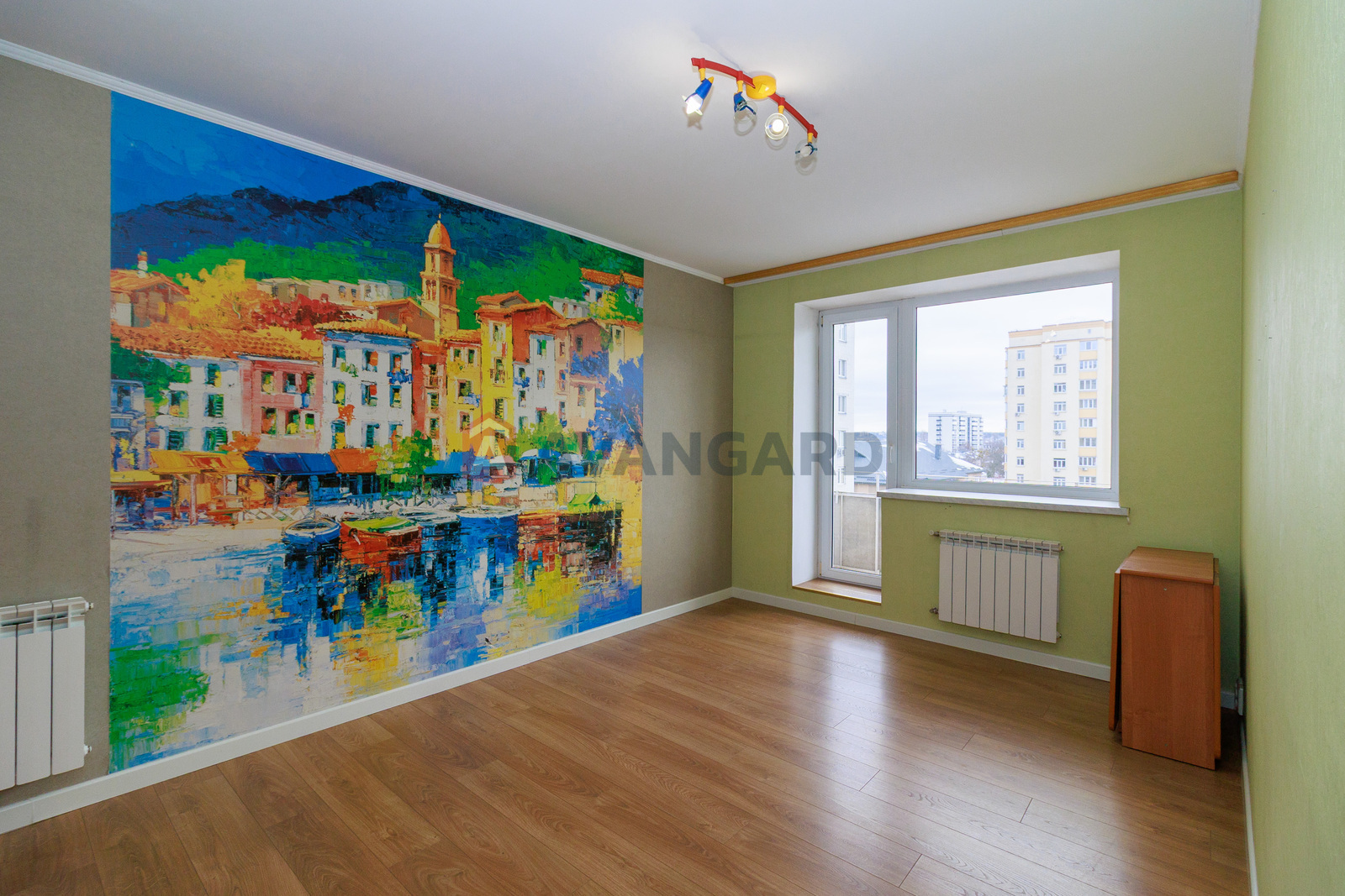 4 ��. ��������, 121,8/25,1/55,9 ��. �., 4/5 ������ ���� 1