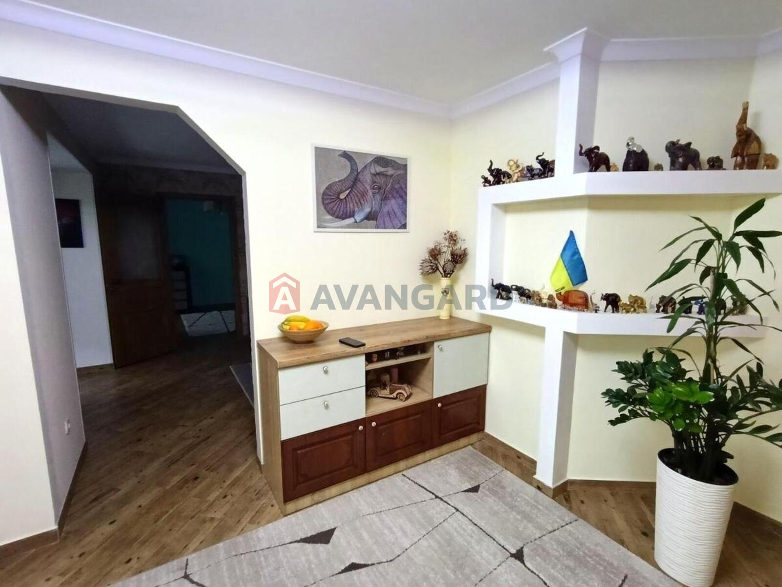 2 ��. ��������, 78/59/11 ��. �., 5/5 ������ ���� 7