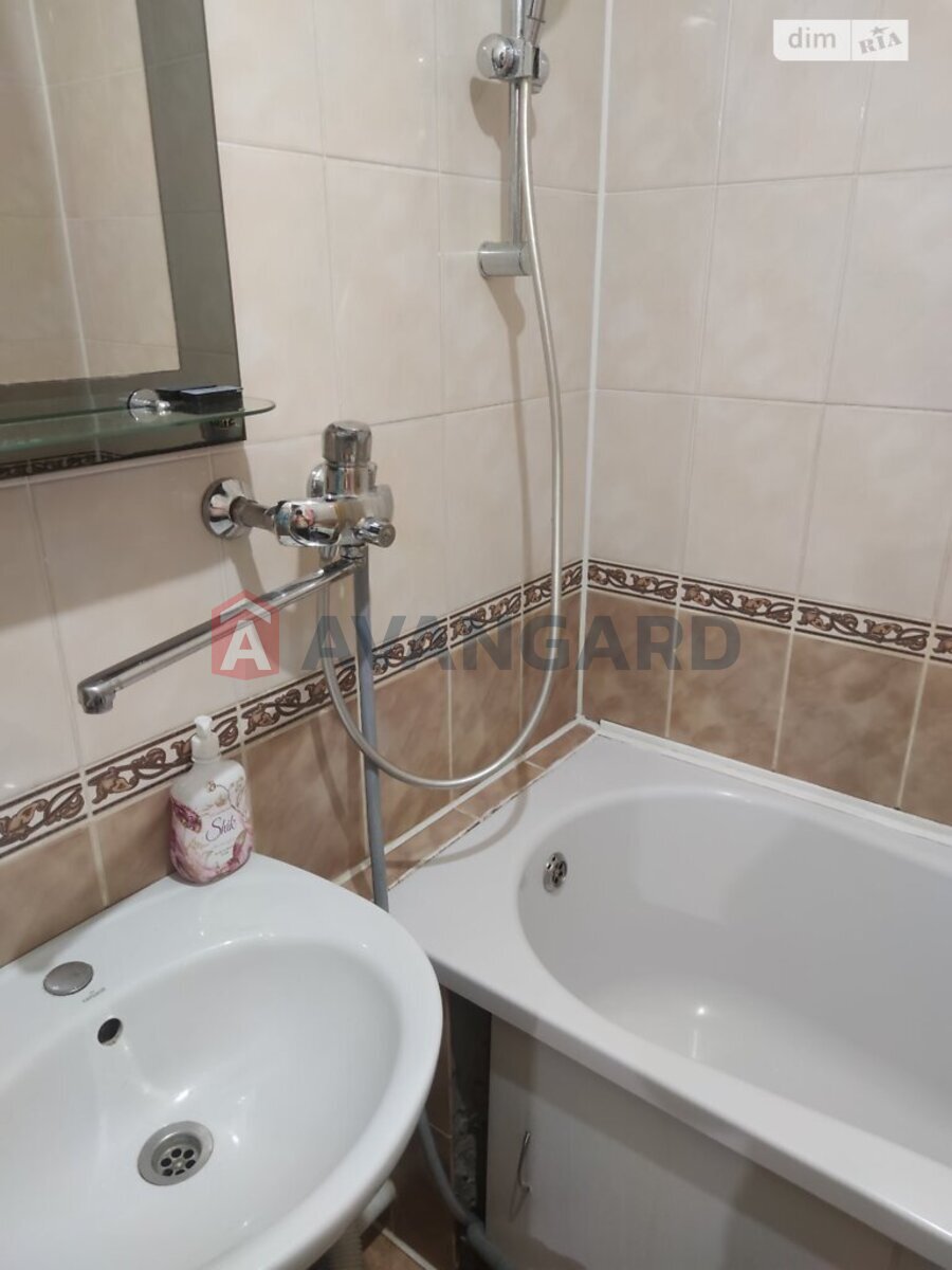 2 . , 52/28/7 . ., 1/9   18