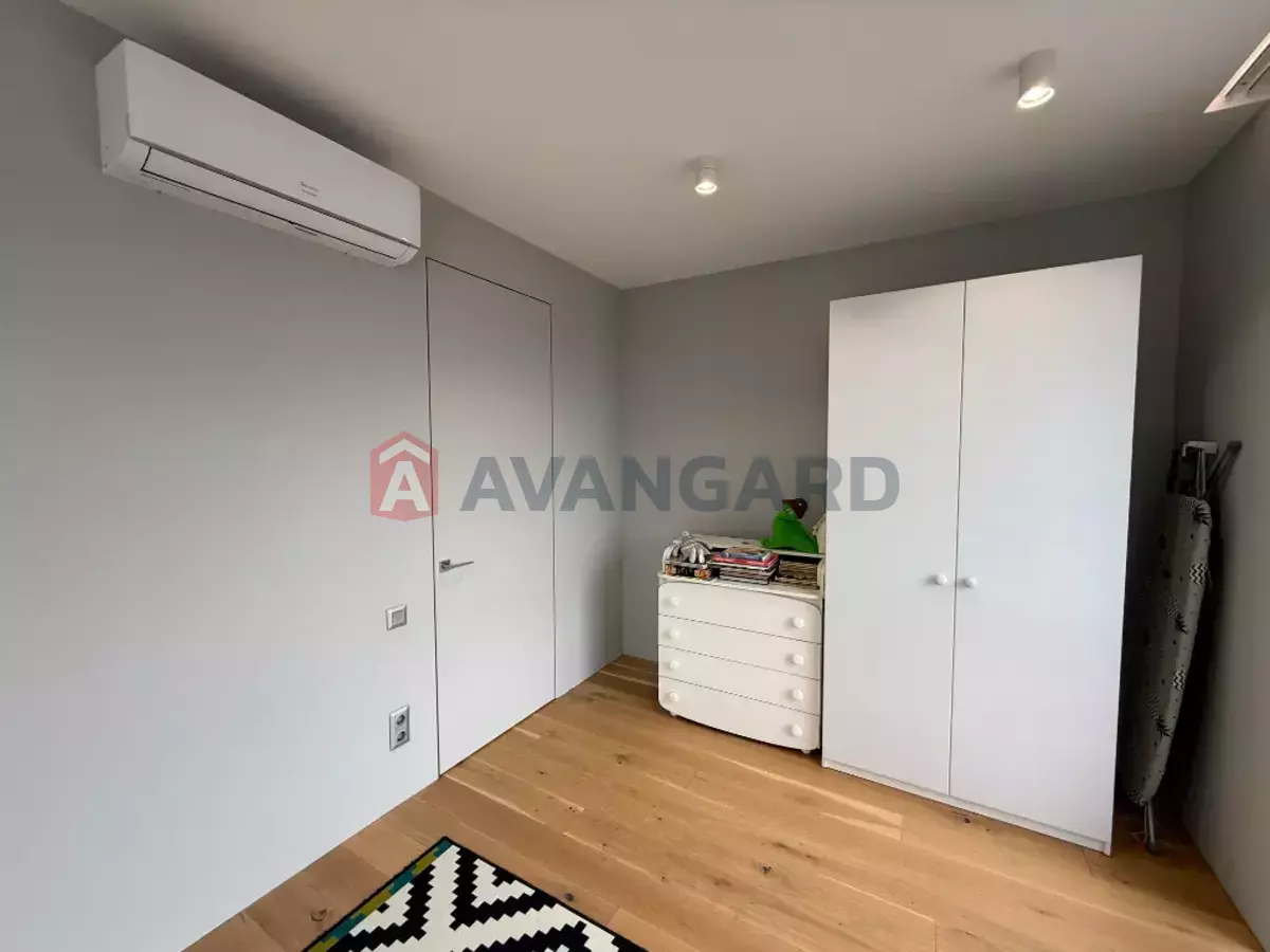 3 ����. ��������, 90/38/30 ��. �., 6/10 ���� ���� 22