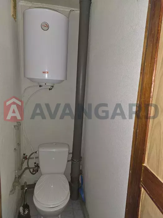 2 ����. ��������, 50/-/7 ��. �., 9/9 ���� ���� 10