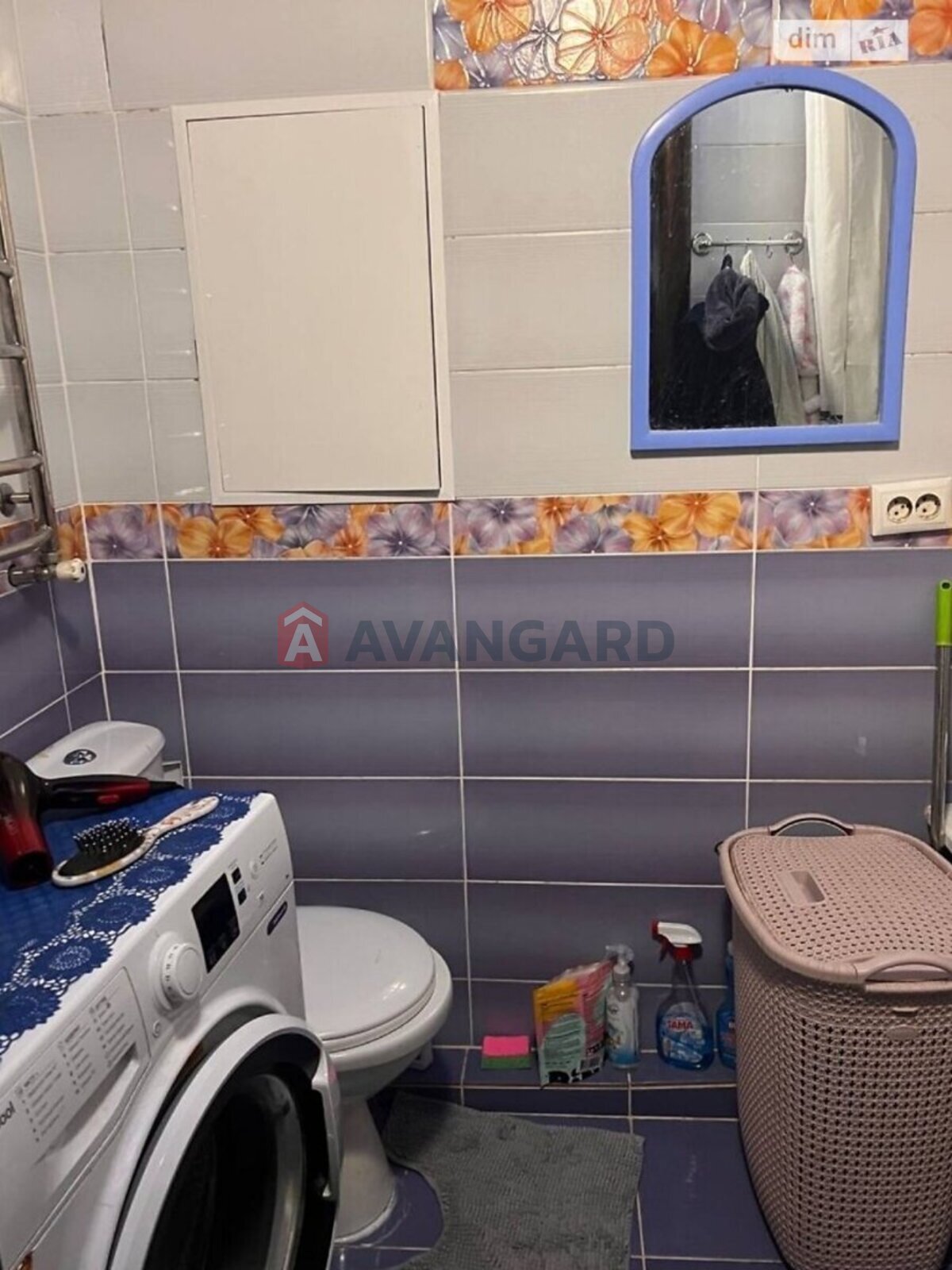 2 ��. ��������, 43/22/8 ��. �., 1/5 ������ ���� 4