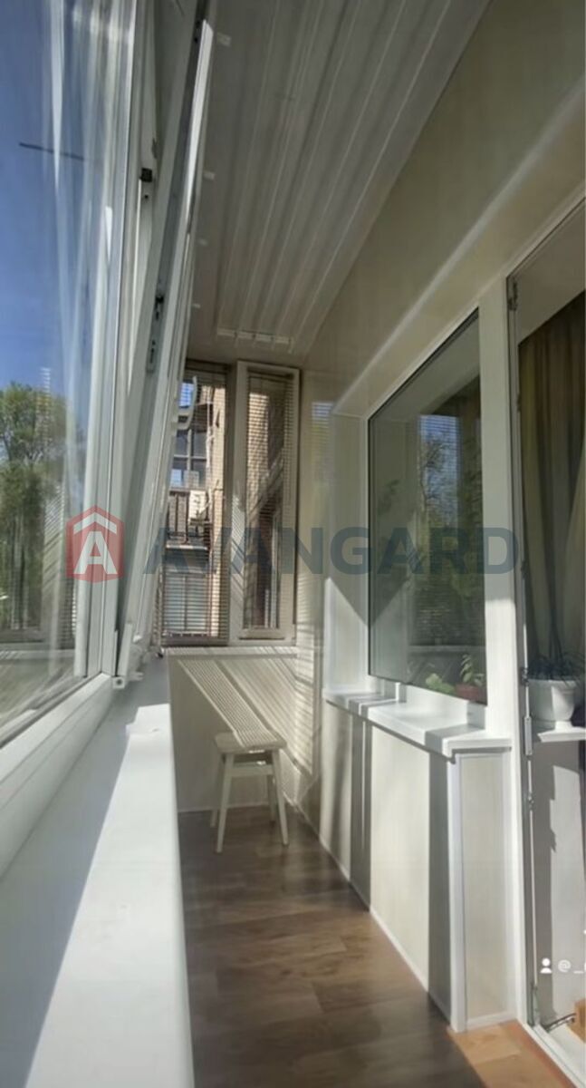 3 ��. ��������, 56/-/6 ��. �., 2/3 ������ ���� 6