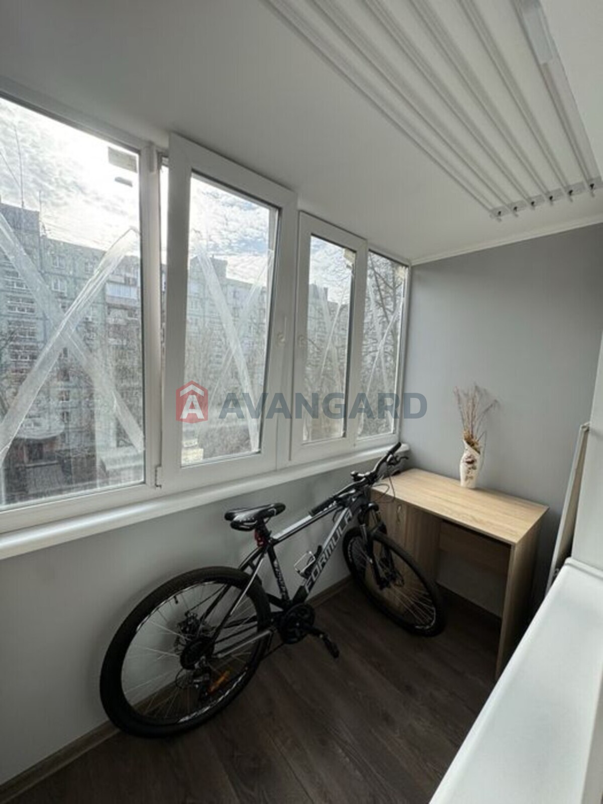 2 ��. ��������, 50/-/9 ��. �., 5/9 ������ ���� 11