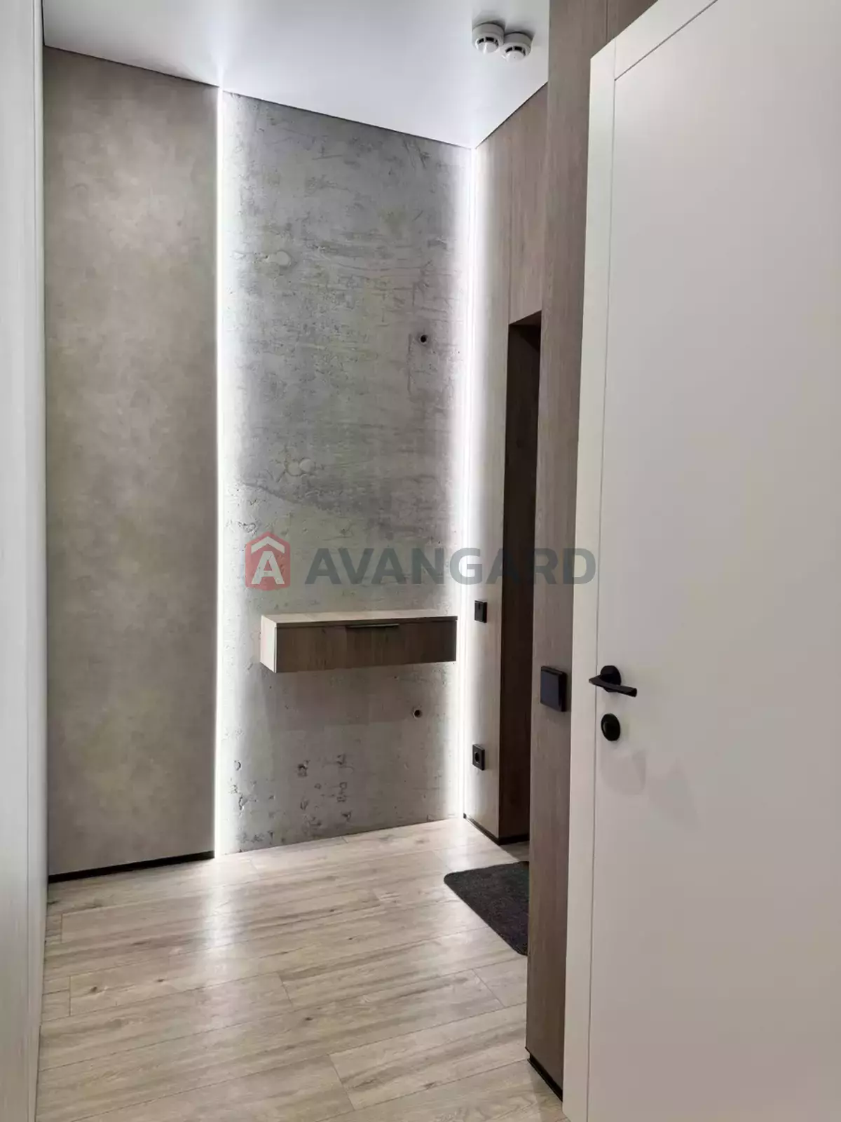 2 ��. ��������, 50/-/24 ��. �., 9/16 ������ ���� 8