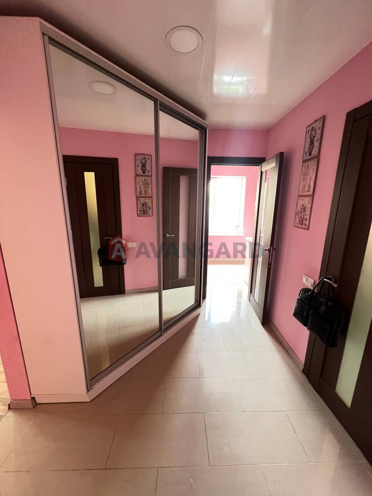 1 ��. ��������, 41/20/9 ��. �., 5/9 ������ ���� 1