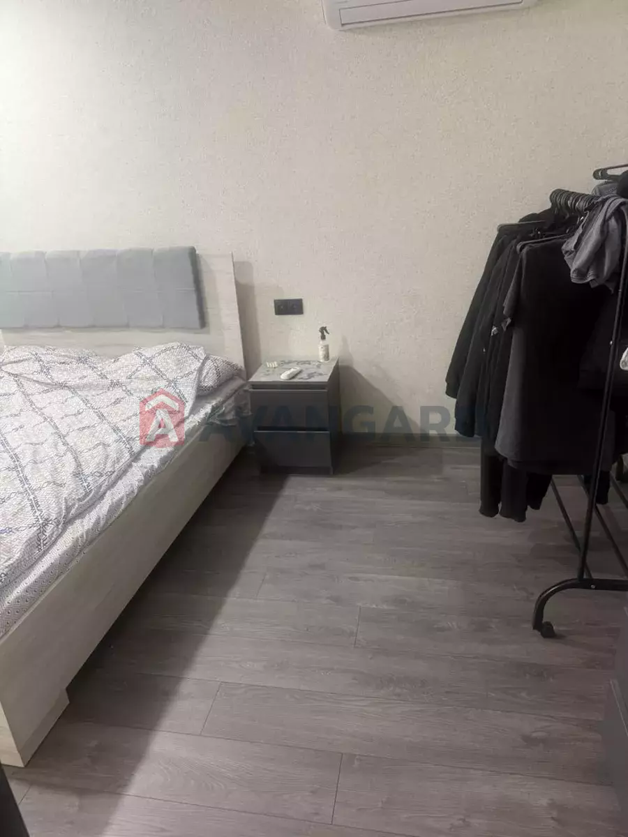 2 . , 52/-/8 . ., 3/9   2