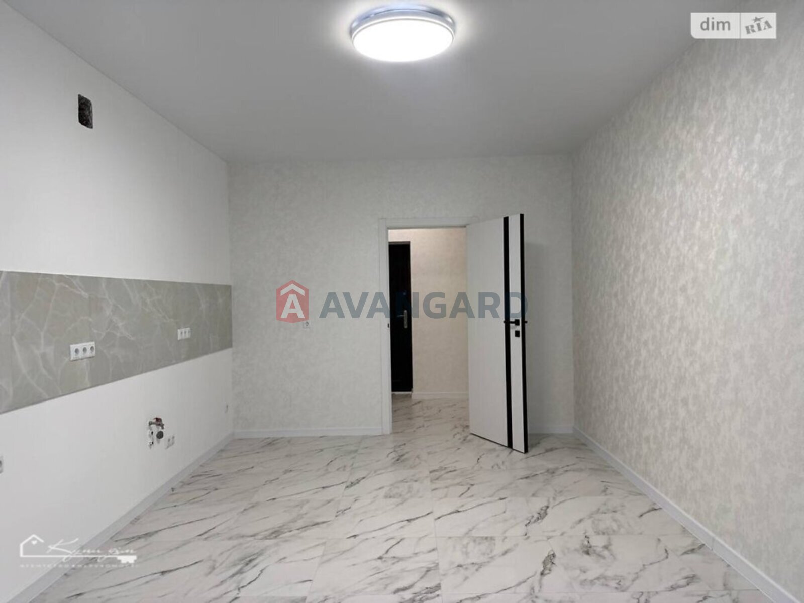 2 ��. ��������, 68/32/18 ��. �., 6/10 ������ ���� 7