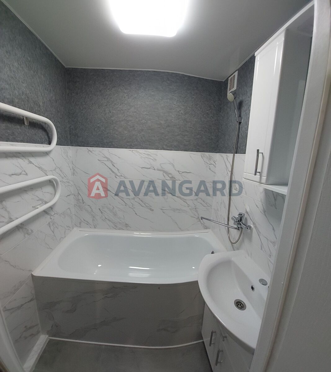 2 ����. ��������, 50/-/7 ��. �., 7/9 ���� ���� 4