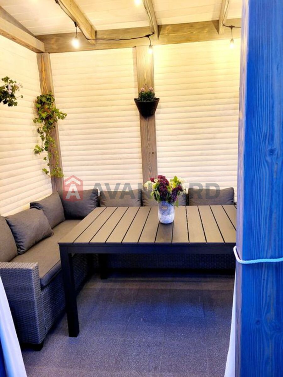 4 ��. ��������, 163/-/- ��. �., 2/2 ������ ���� 23