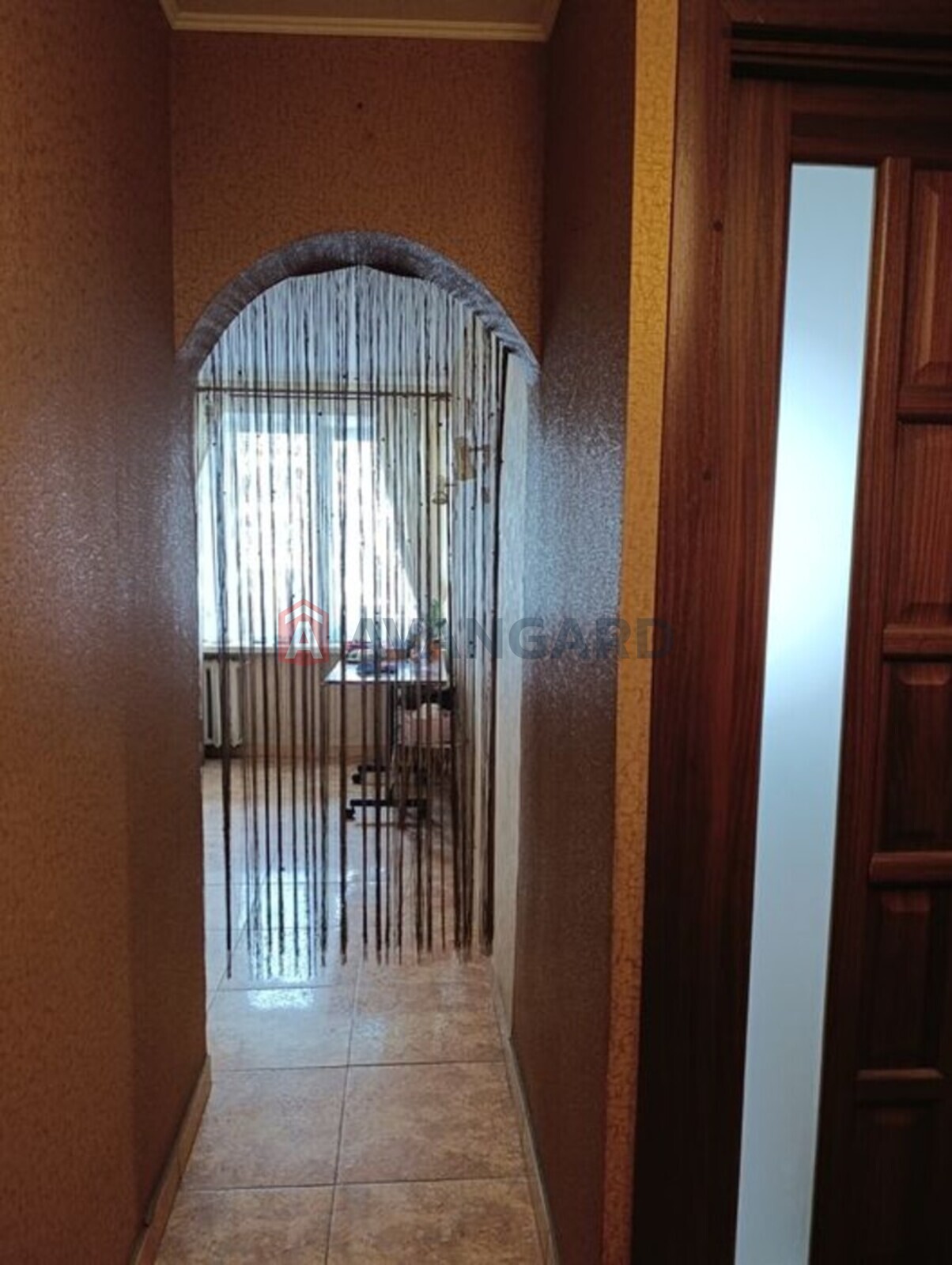 1 ��. ��������, 36/-/9 ��. �., 3/10 ������ ���� 3