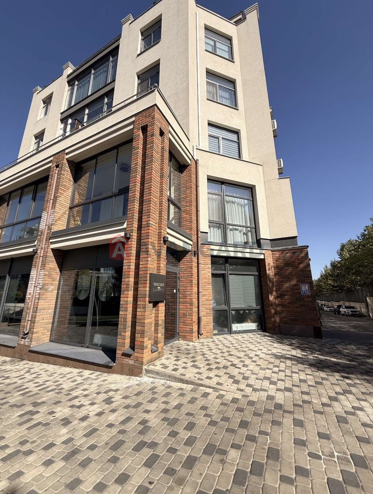 2 ��. ��������, 68/30/25 ��. �., 2/4 ������ ���� 2