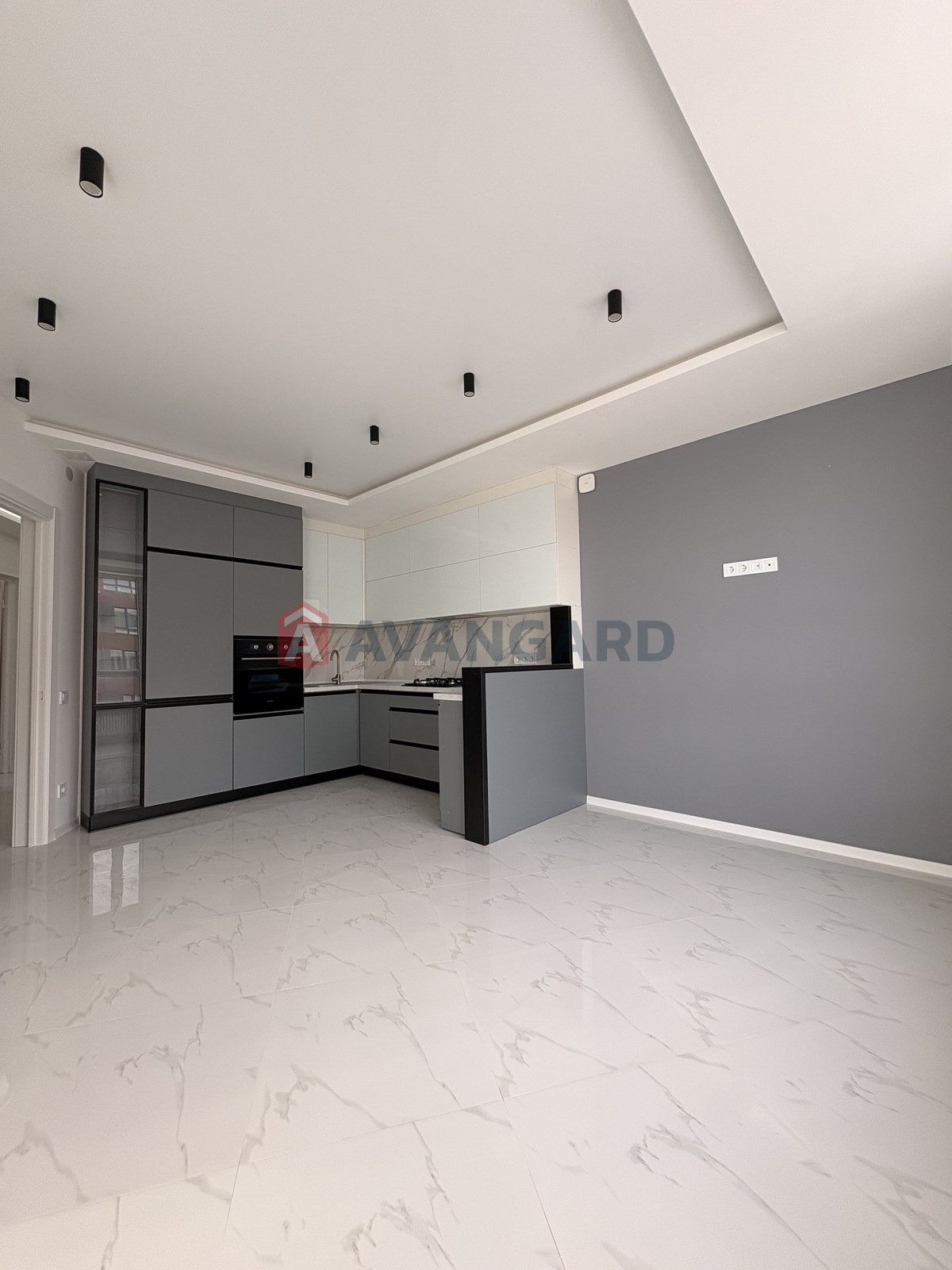 2 ����. ��������, 80,60/43/18,40 ��. �., 8/10 ���� ���� 3