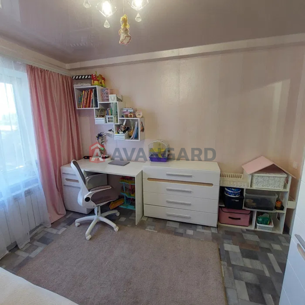 2 ��. ��������, 56/-/20 ��. �., 9/9 ������ ���� 12