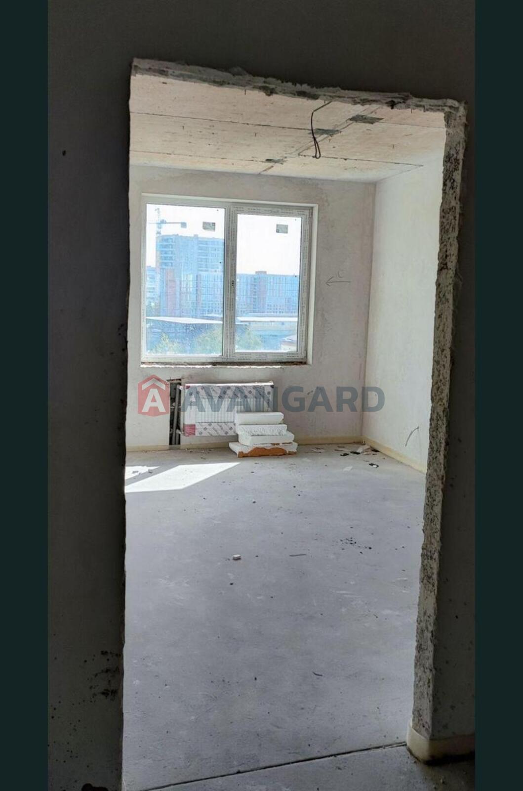 3 ��. ��������, 78/37/11 ��. �., 10/10 ������ ���� 5