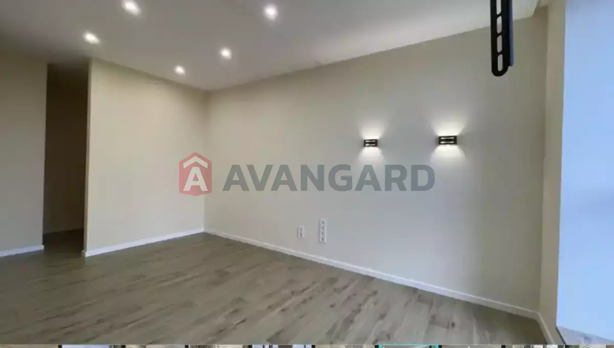 1 ��. ��������, 44/-/- ��. �., 6/10 ������ ���� 9