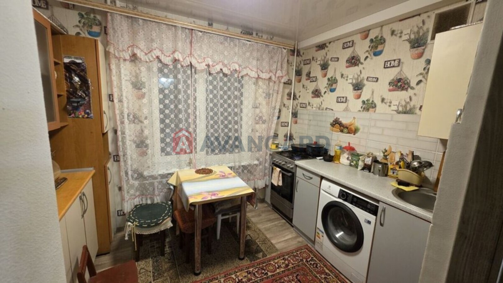 1 ��. ��������, 32/-/7 ��. �., 3/9 ������ ���� 4