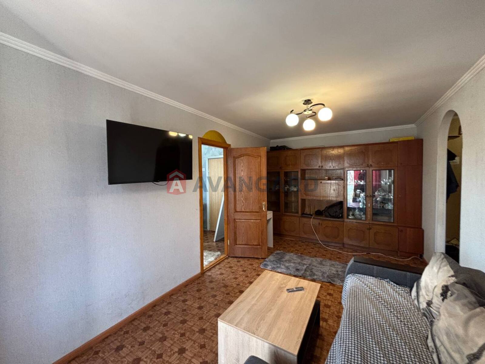 2 ��. ��������, 45/-/8 ��. �., 3/5 ������ ���� 1