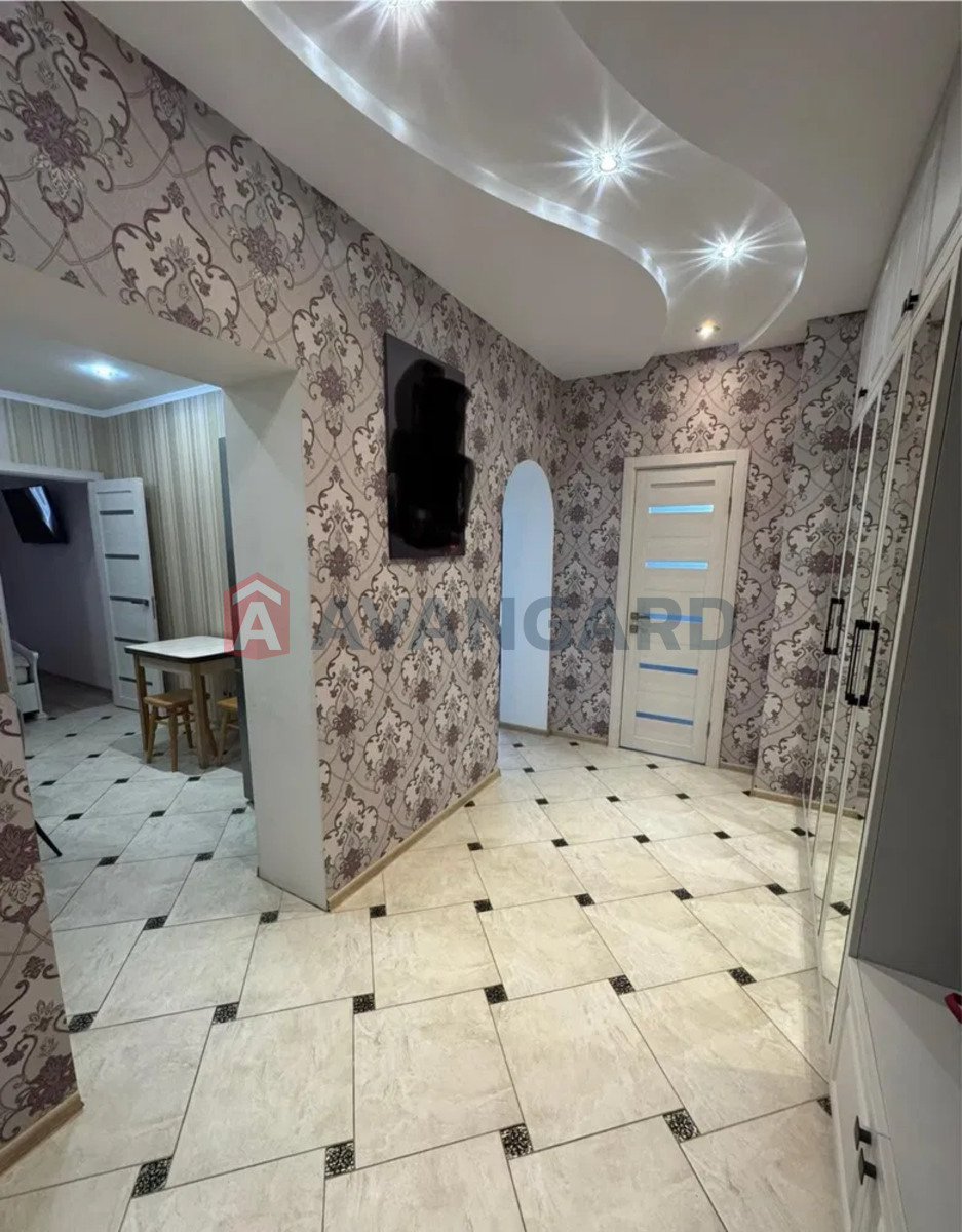 1 ��. ��������, 56/-/12 ��. �., 9/12 ������ ���� 5