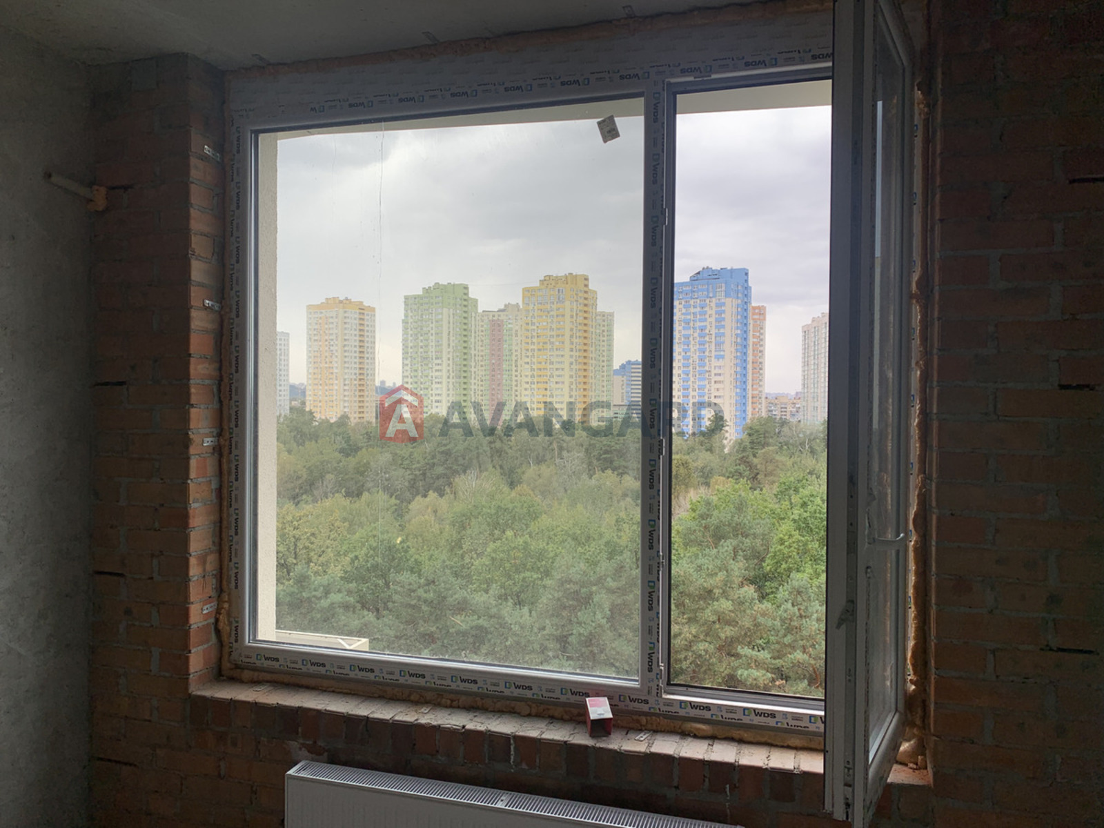 2 ����. ��������, 77/33/25 ��. �., 10/26 ���� ���� 7