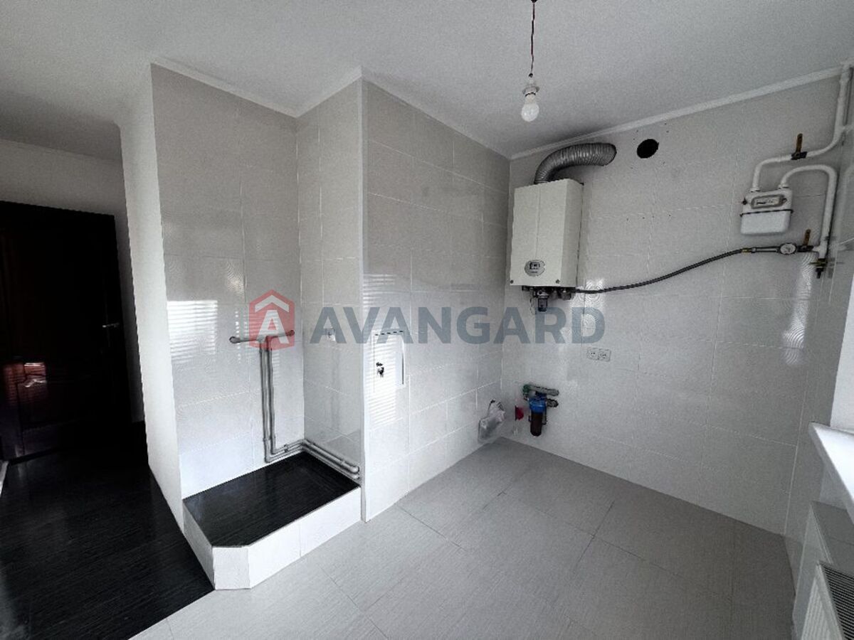 1 ����. ��������, 44/-/8 ��. �., 1/4 ���� ���� 10