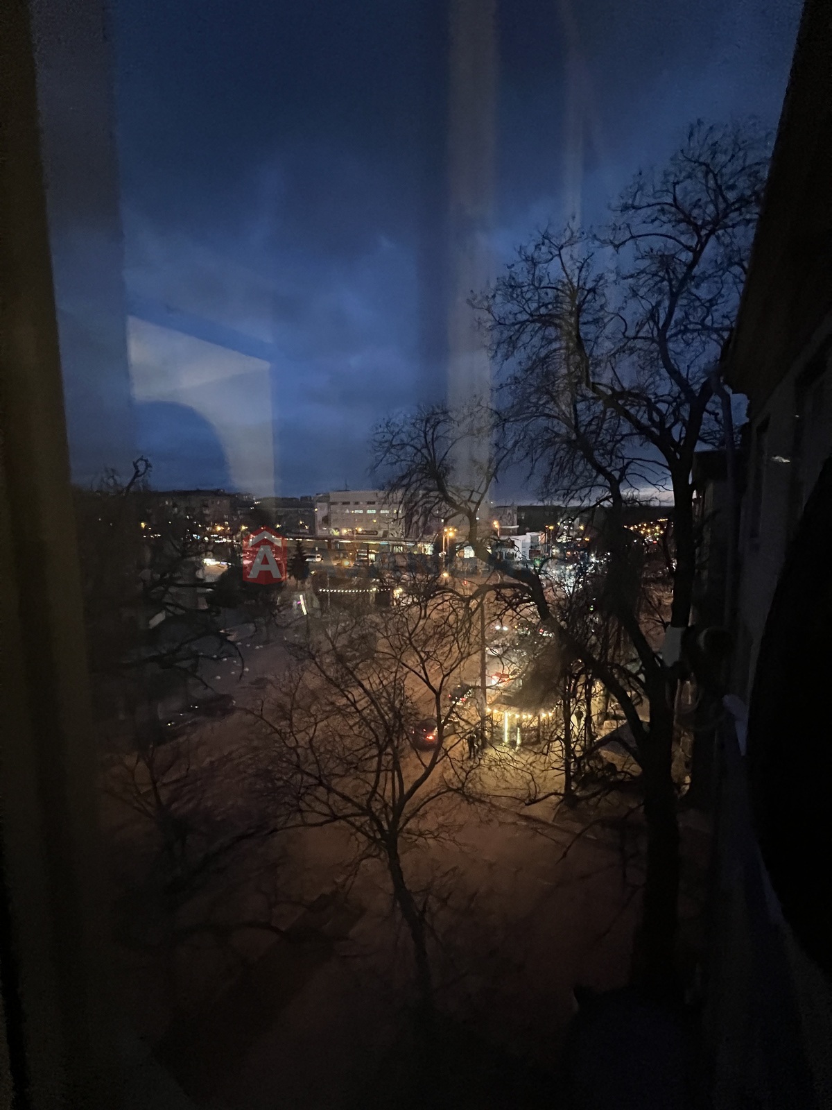 3 ��. ��������, 82/-/9 ��. �., 5/5 ������ ���� 12