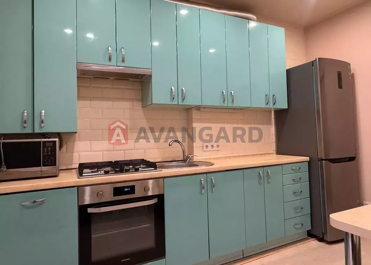 1 ��. ��������, 39/19/10 ��. �., 3/6 ������ ���� 5