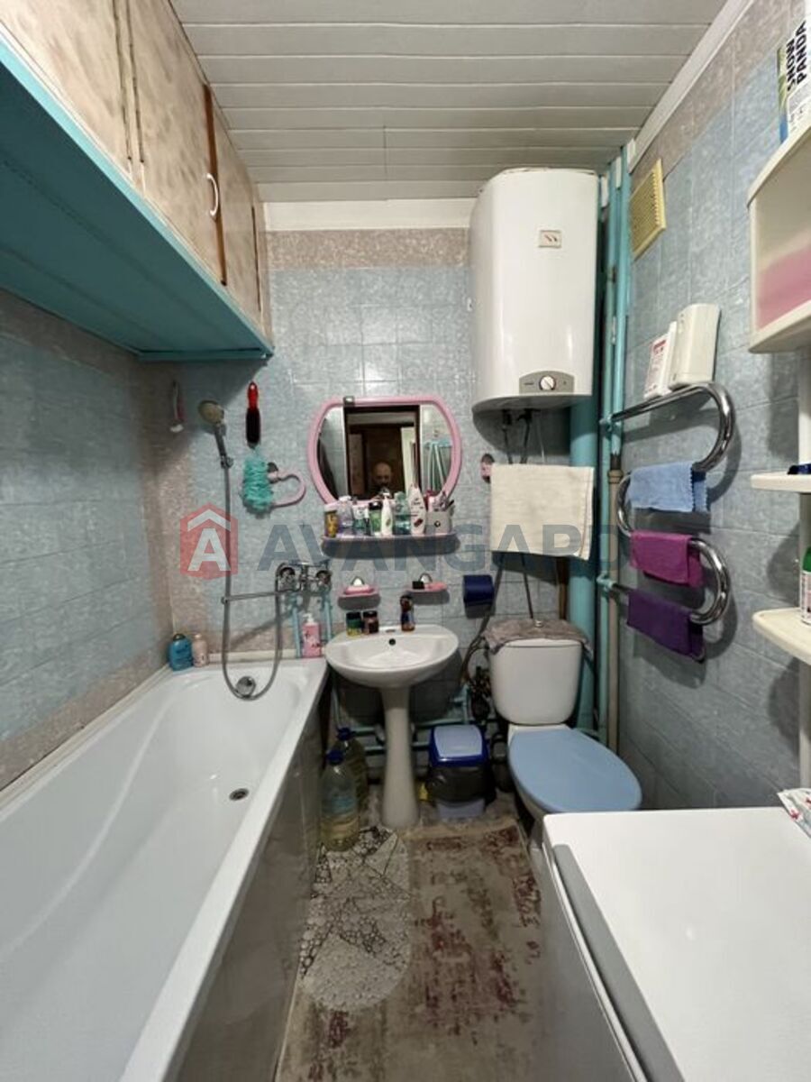 2 ��. ��������, 51/-/6 ��. �., 3/5 ������ ���� 3