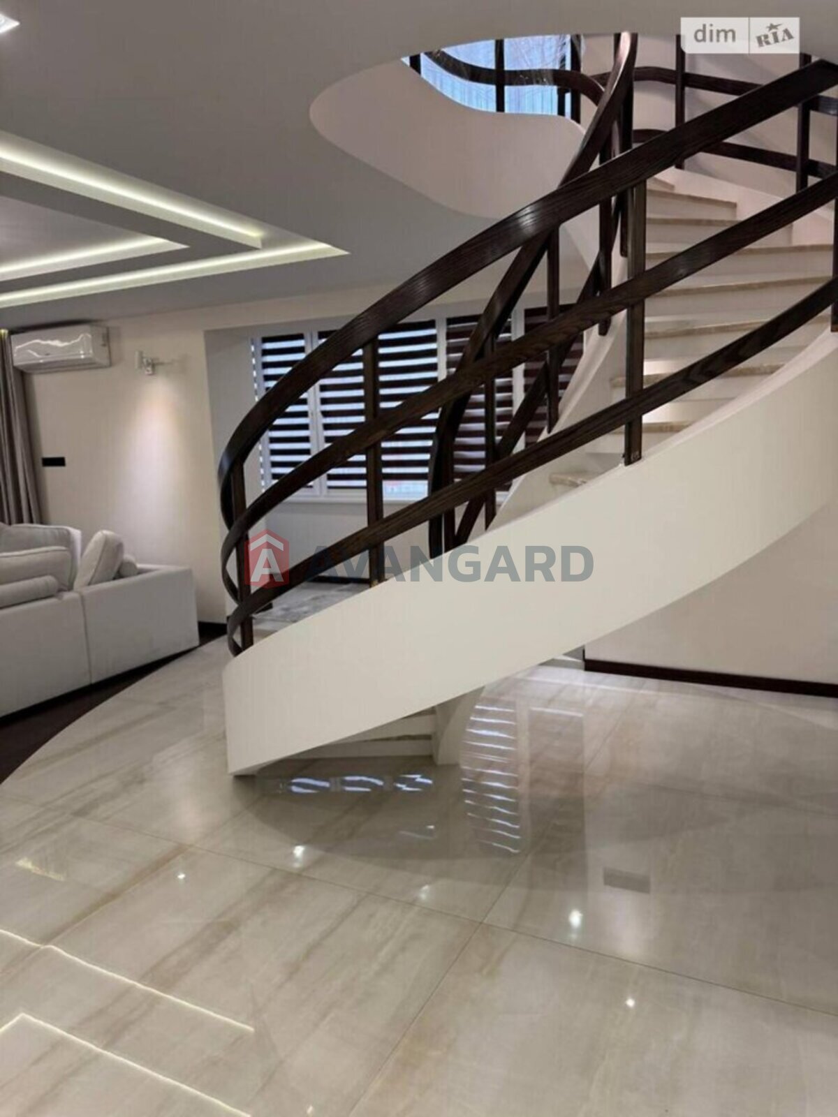 2 ��. ��������, 209/39/- ��. �., 9/10 ������ ���� 7