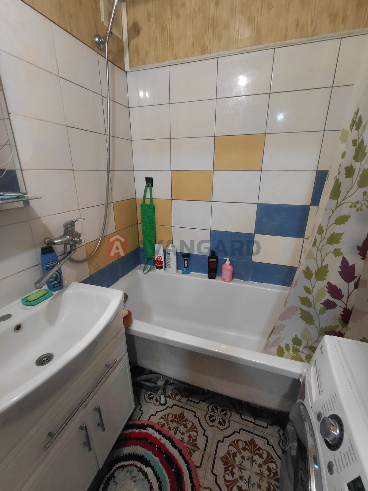 2 ��. ��������, 51/-/12 ��. �., 1/9 ������ ���� 6