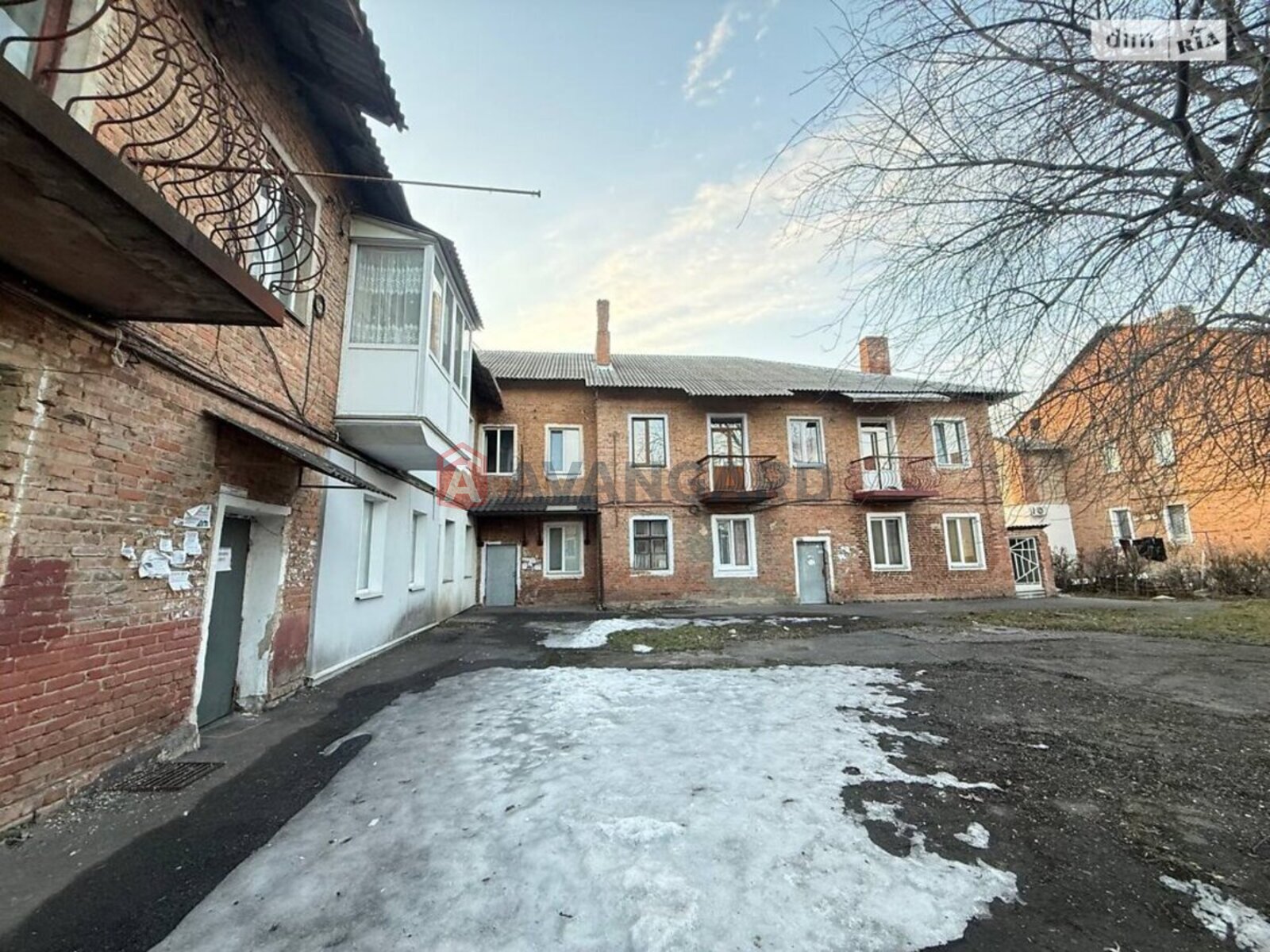 3 ��. ��������, 67/43/9 ��. �., 2/2 ������ ���� 17