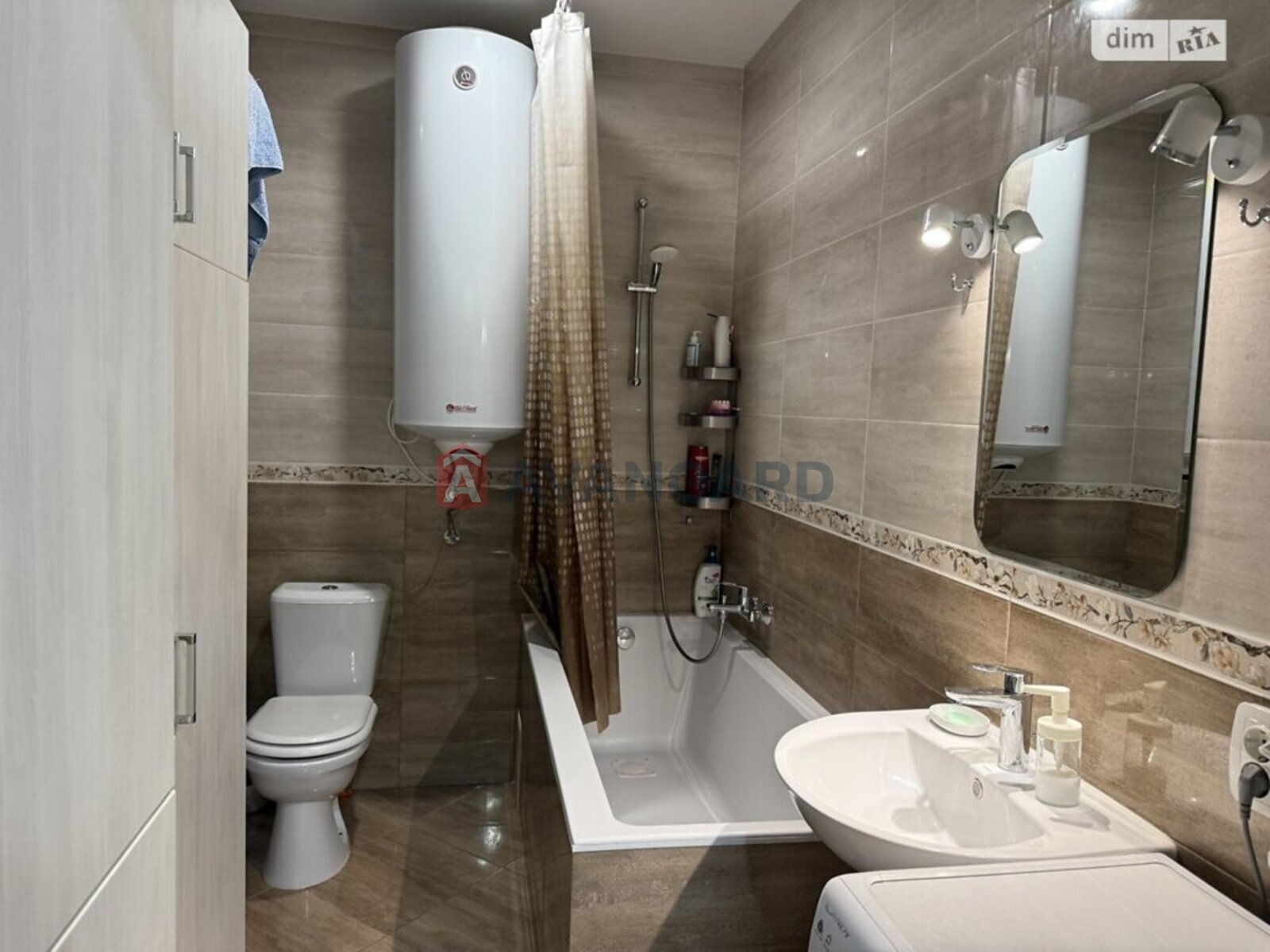 1 ��. ��������, 49/20/8 ��. �., 13/13 ������ ���� 10