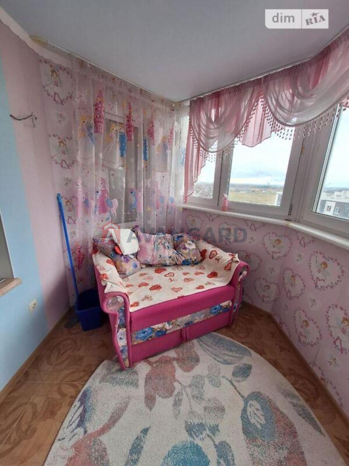 2 ��. ��������, 67/-/12 ��. �., 10/10 ������ ���� 8