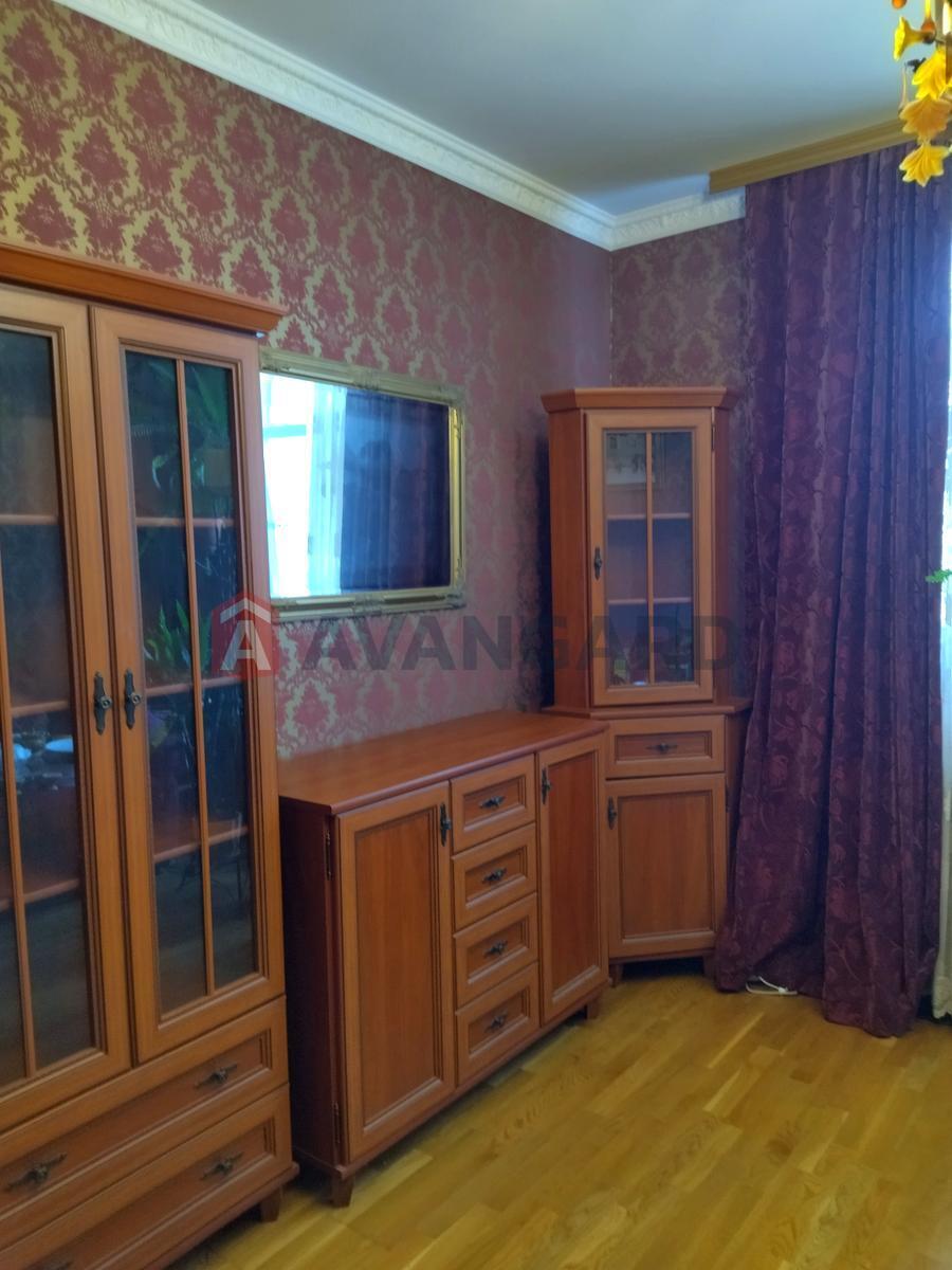 2 ��. ��������, 71/48/13 ��. �., 3/25 ������ ���� 8