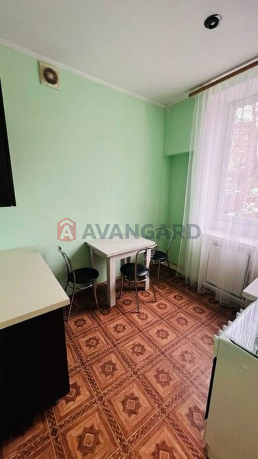 2 ����. ��������, 38/-/10 ��. �., 1/3 ���� ���� 14