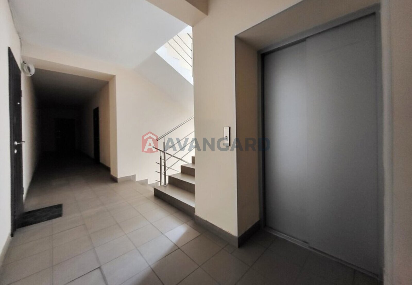 2 ����. ��������, 56/-/14 ��. �., 9/12 ���� ���� 20