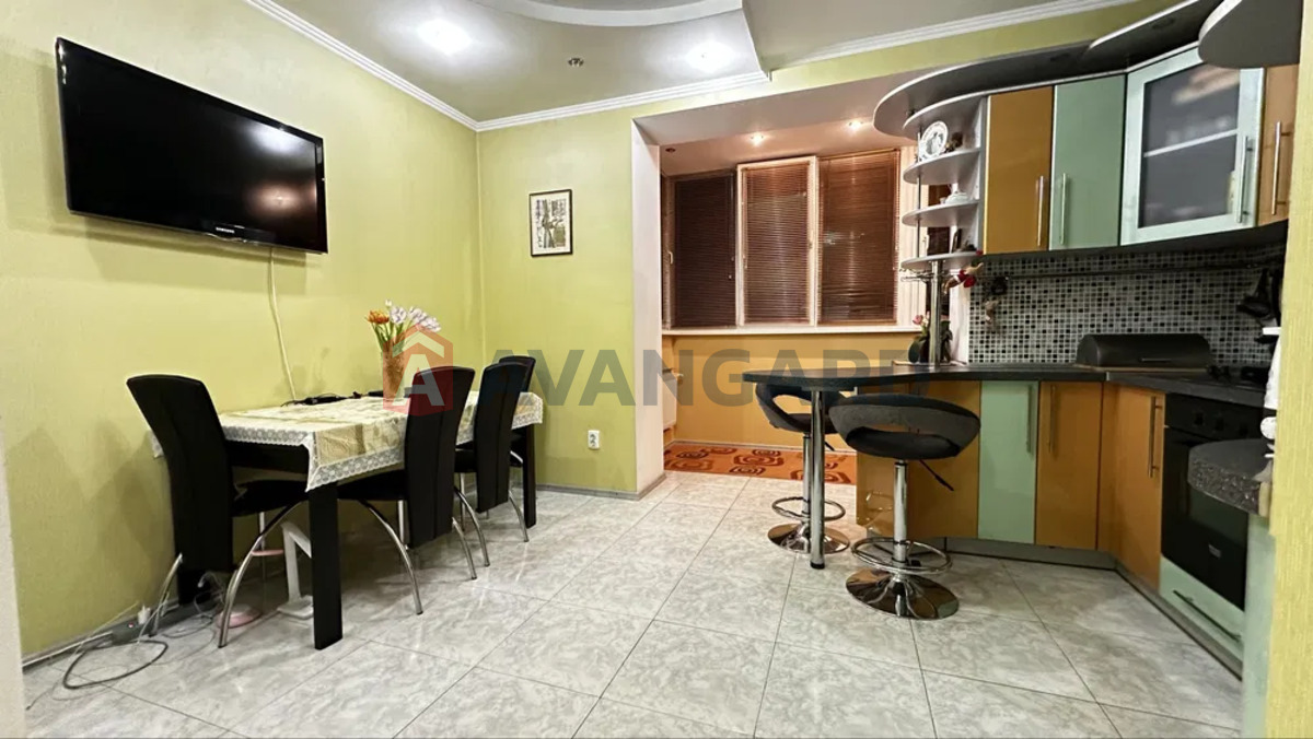 1 ��. ��������, 70/-/15 ��. �., 7/10 ������ ���� 11