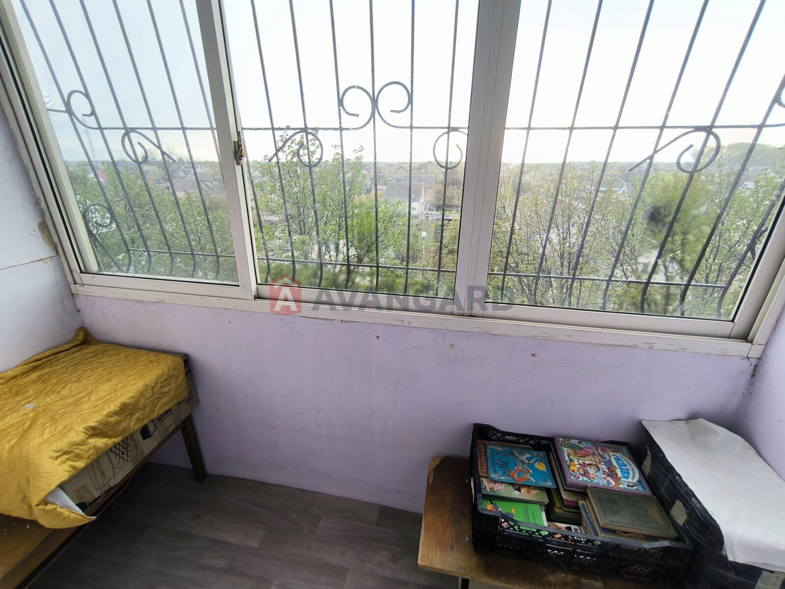 3 ��. ��������, 65/-/10 ��. �., 6/9 ������ ���� 10