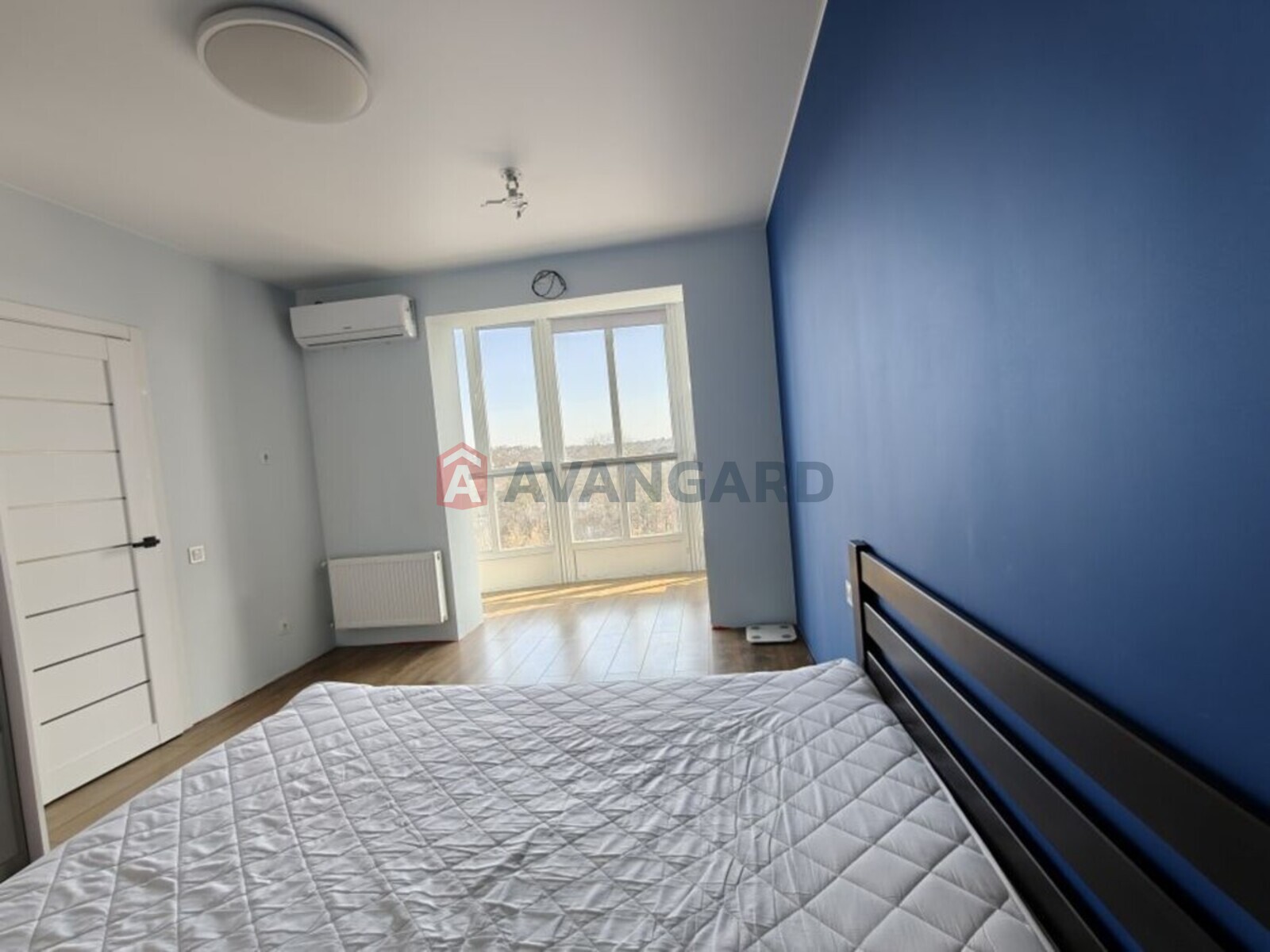 1 ��. ��������, 43/-/19 ��. �., 10/12 ������ ���� 8