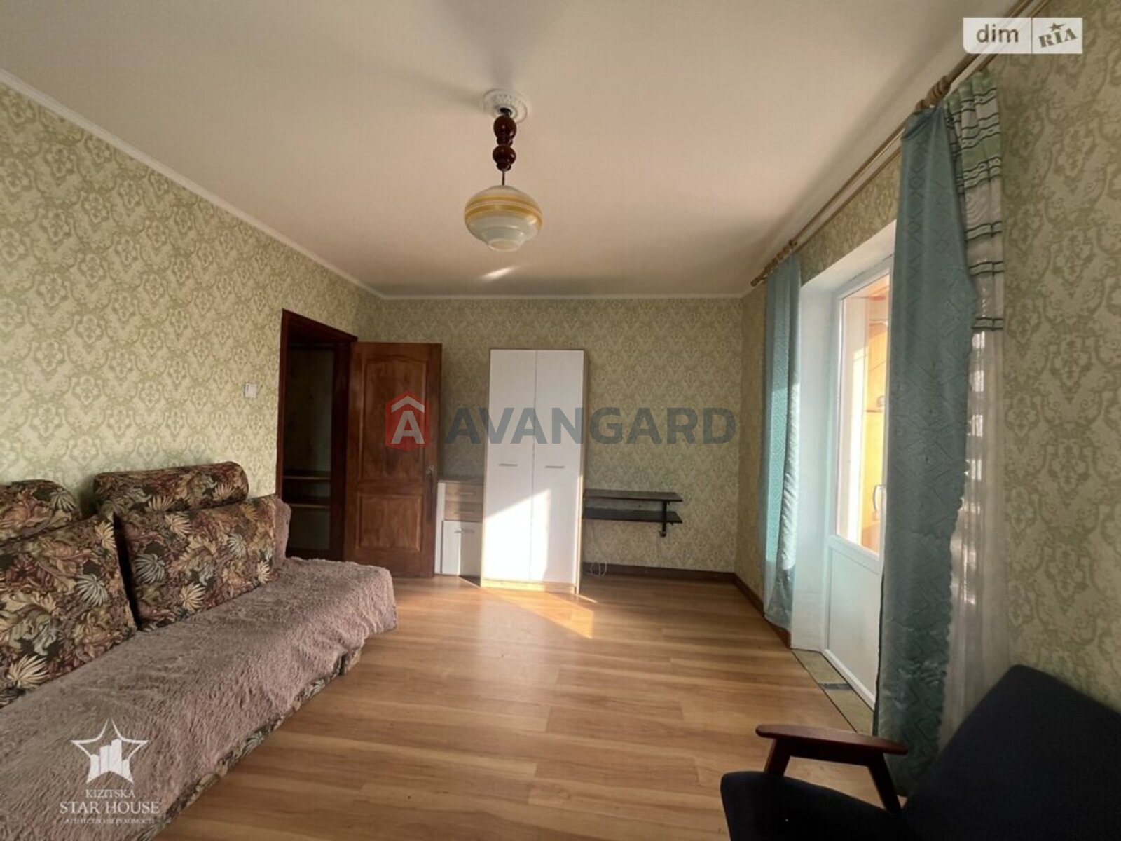 1 ��. ��������, 31/18/8 ��. �., 8/9 ������ ���� 16