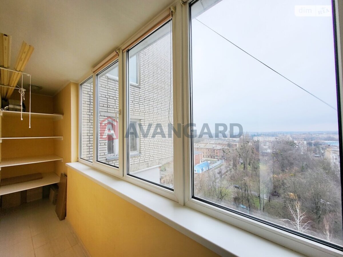 2 ��. ��������, 59/27/9 ��. �., 11/14 ������ ���� 17