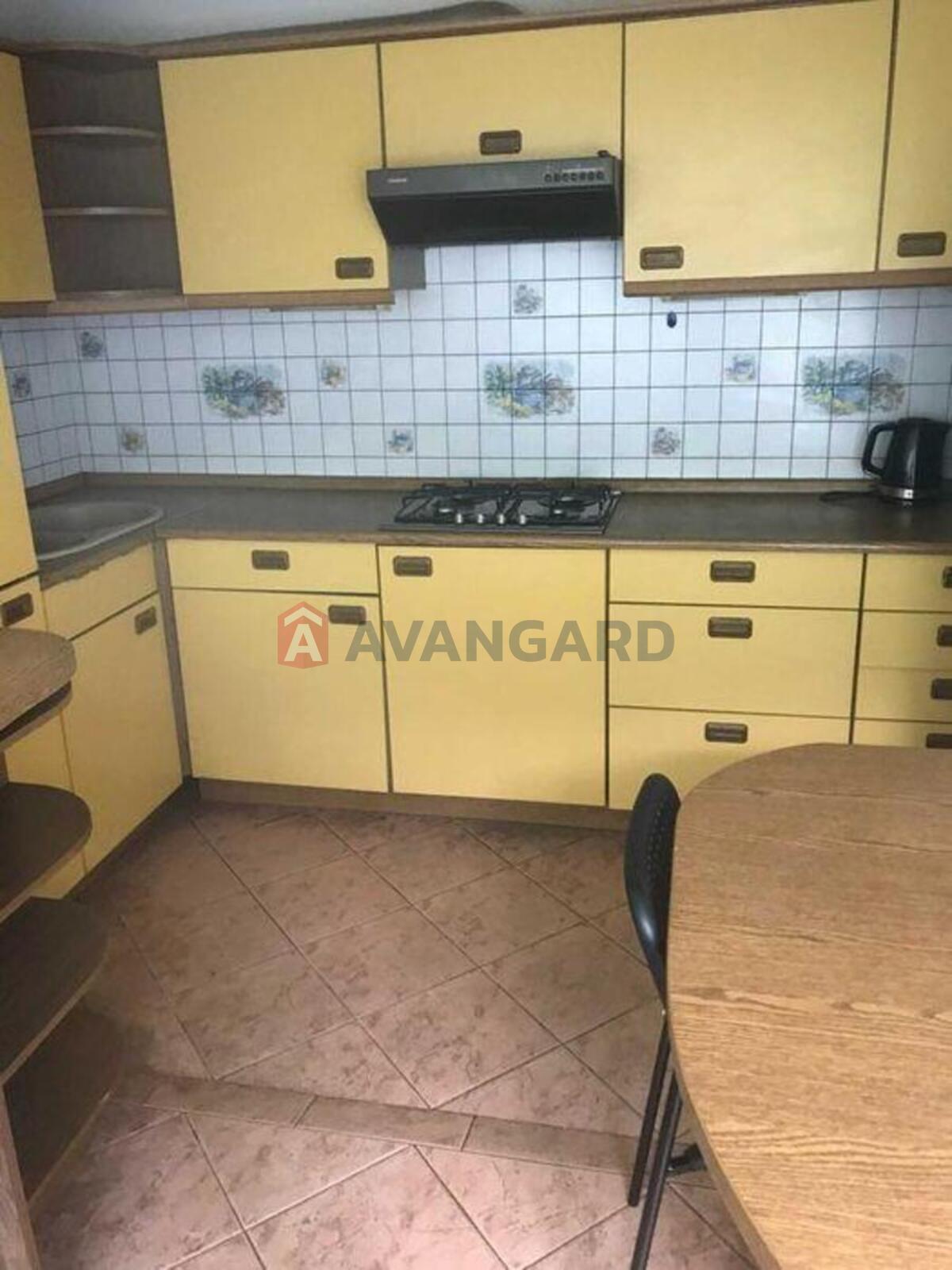 3 ��. ��������, 78/-/8 ��. �., 1/5 ������ ���� 1