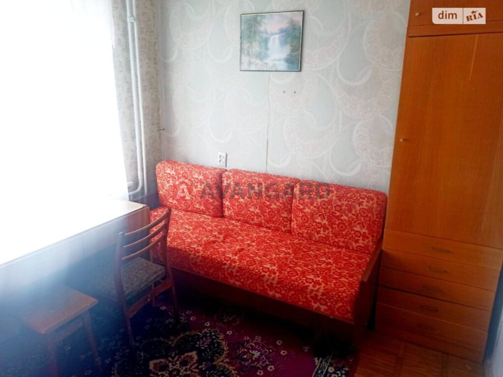 4 ��. ��������, 82/51/7 ��. �., 5/9 ������ ���� 25