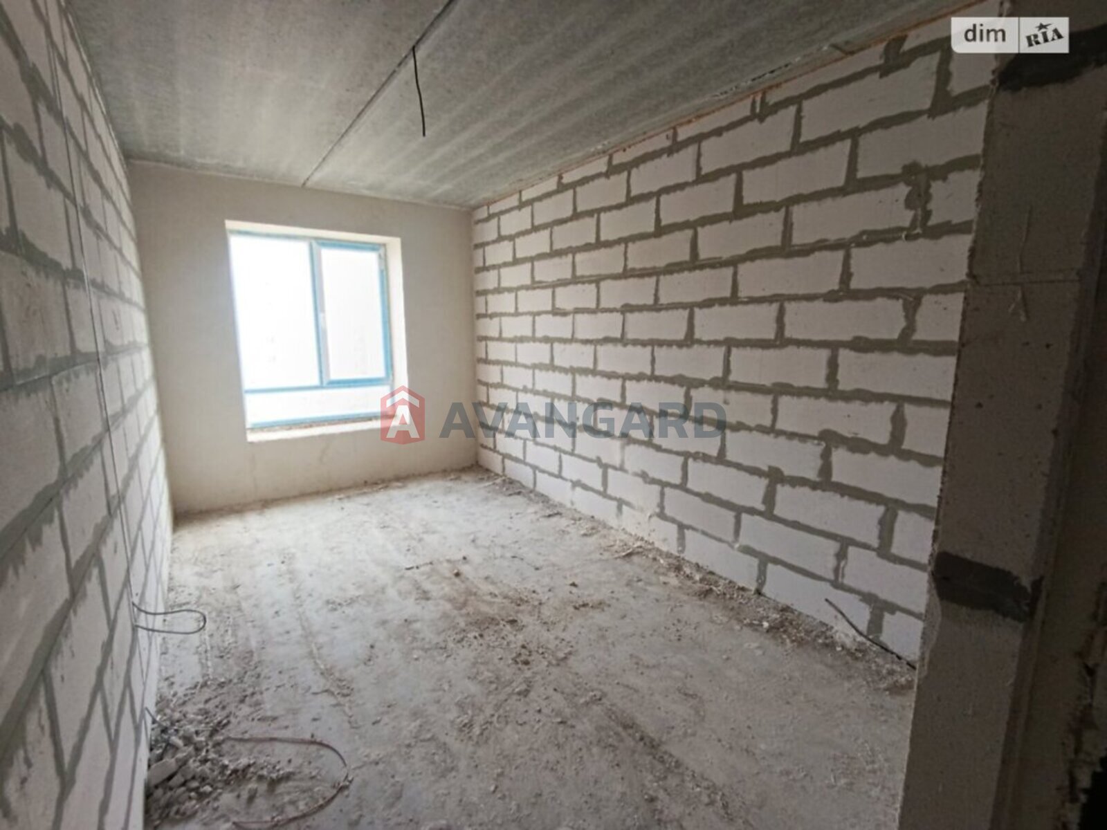 2 ��. ��������, 57/27/11 ��. �., 6/10 ������ ���� 6