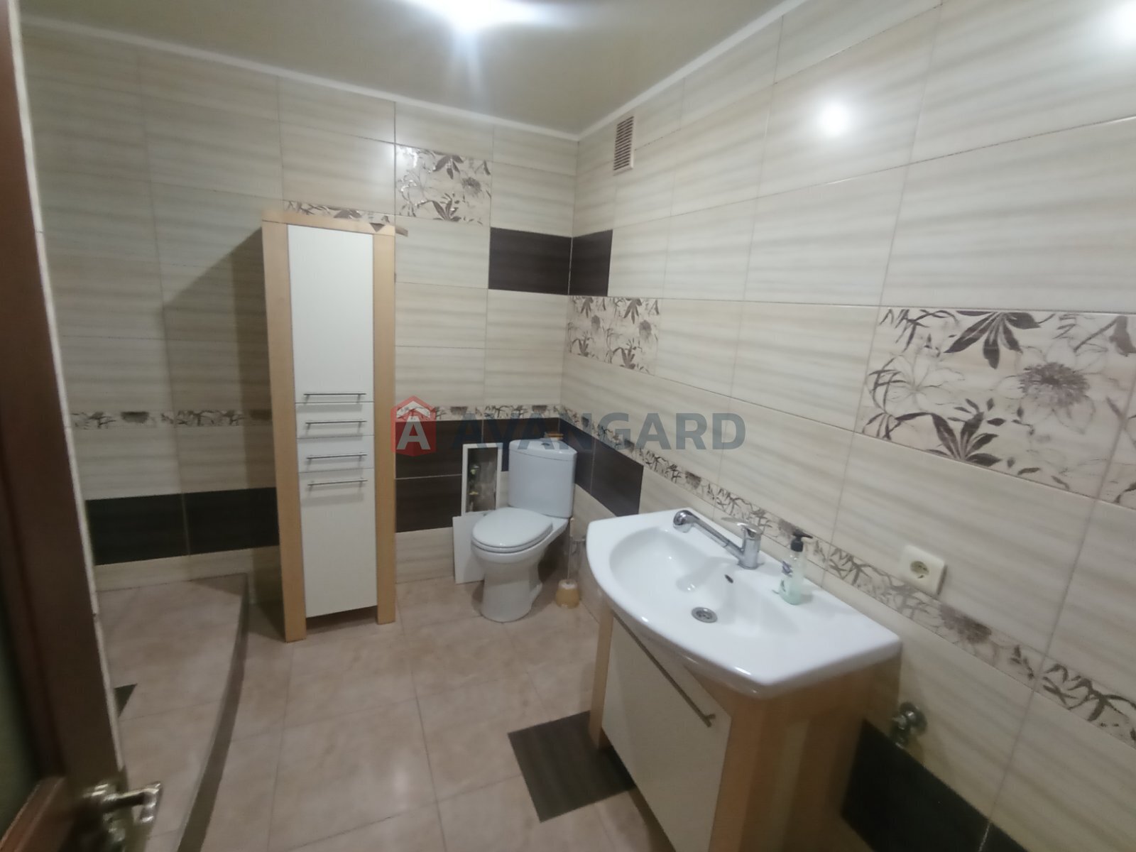 3 . , 99/42/34 . ., 8/9   6