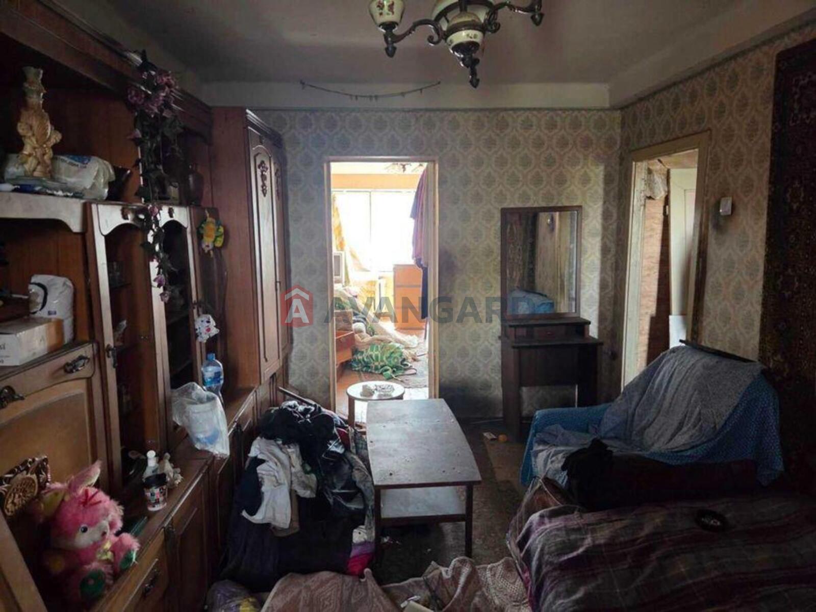 2 ��. ��������, 46/-/5 ��. �., 5/5 ������ ���� 4