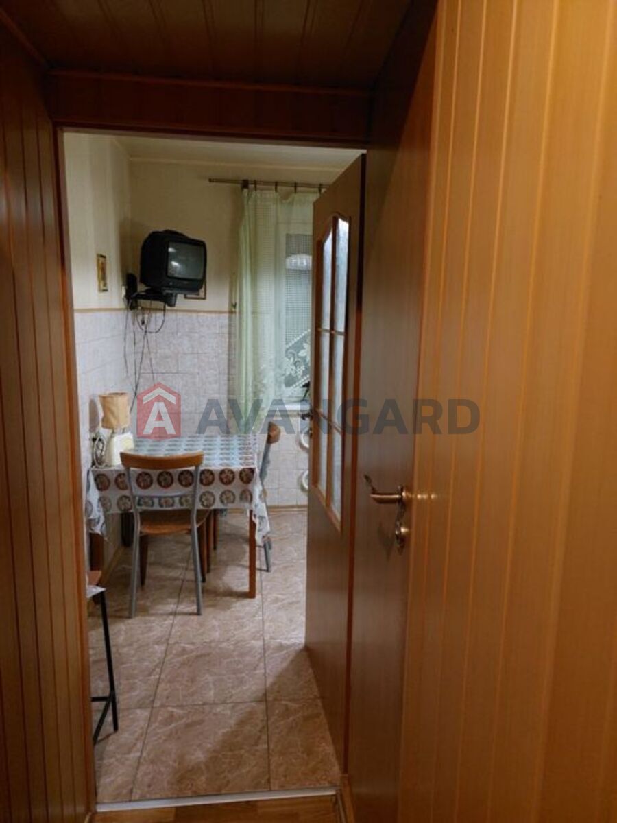 2 ����. ��������, 53/-/8 ��. �., 8/10 ���� ���� 10