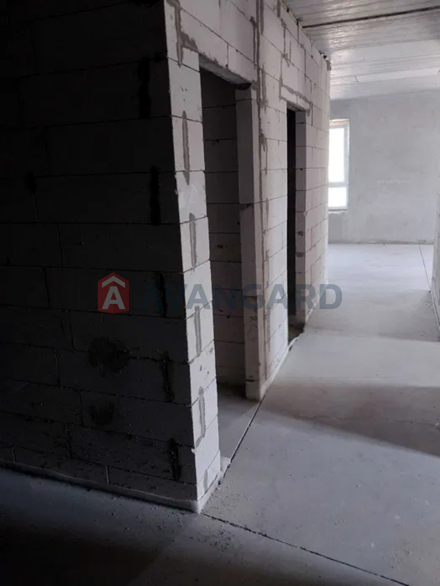 3 ��. ��������, 87/-/15 ��. �., 4/10 ������ ���� 8